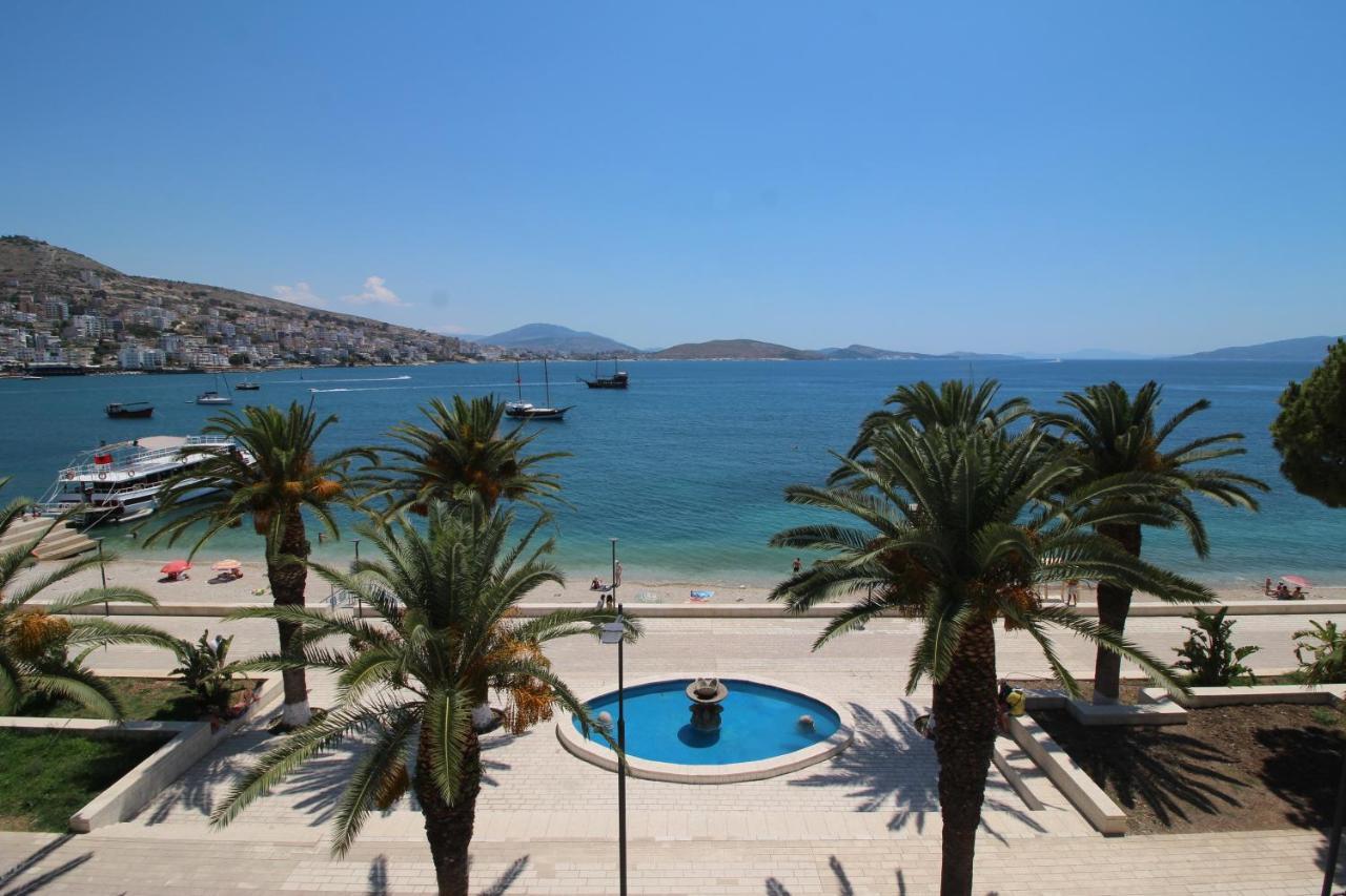 Hotel Ari Sarandë エクステリア 写真