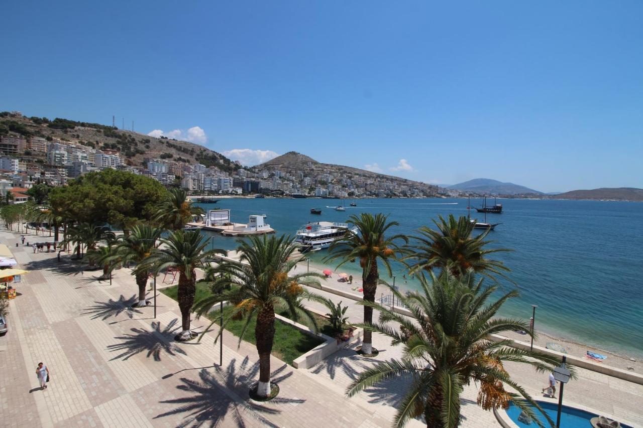 Hotel Ari Sarandë エクステリア 写真