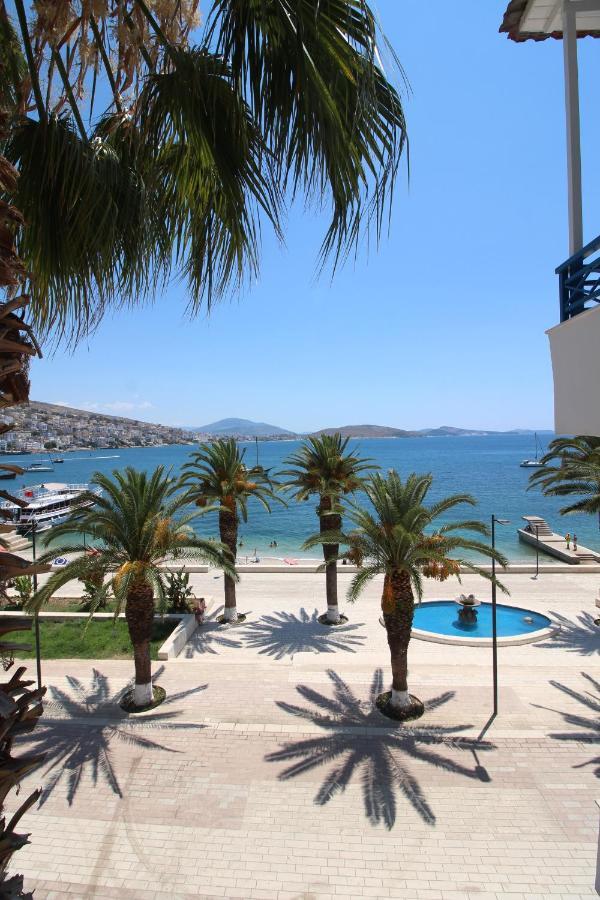 Hotel Ari Sarandë エクステリア 写真